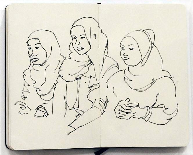 
Tube travellers 3 - 3 Muslim women