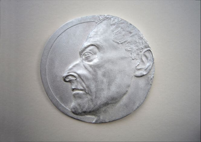 
Earth (Medal)